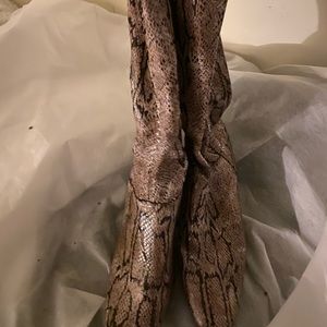 Aerosols Snakeskin Boots